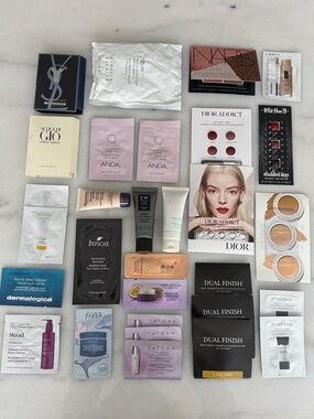 Beauty Sample Set - Skincare, Makeup, Perfume